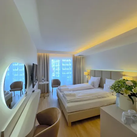 Krol Plaza & Wellness Resort 4*