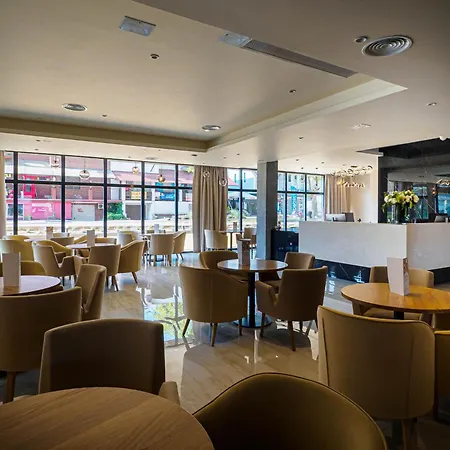 Krol Plaza & Wellness 4* Jarosławiec