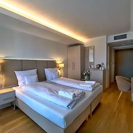 Krol Plaza & Wellness 度假村 Jarosławiec